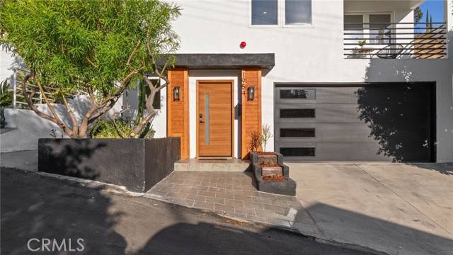 Highland Park, CA 90042,1954 N Avenue 52