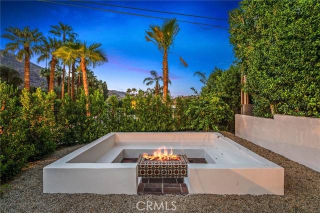 Palm Springs, CA 92264,225 W Camino Carmelita