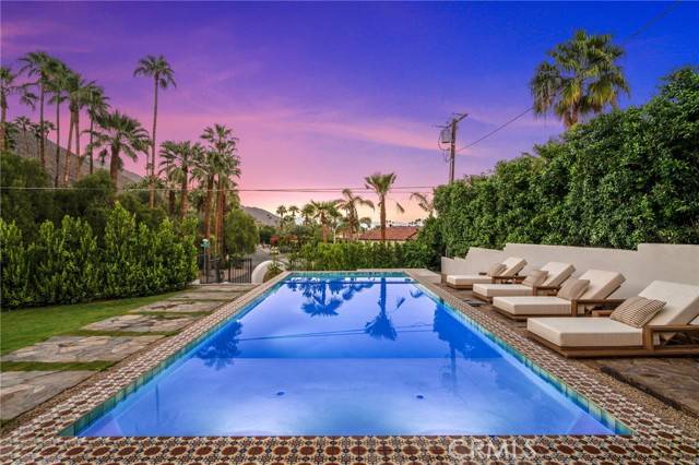 Palm Springs, CA 92264,225 W Camino Carmelita