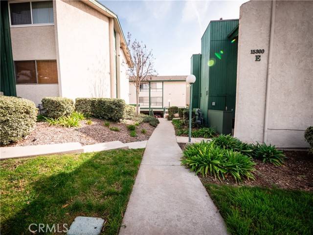 La Mirada, CA 90638,15300 Ocaso Avenue #102