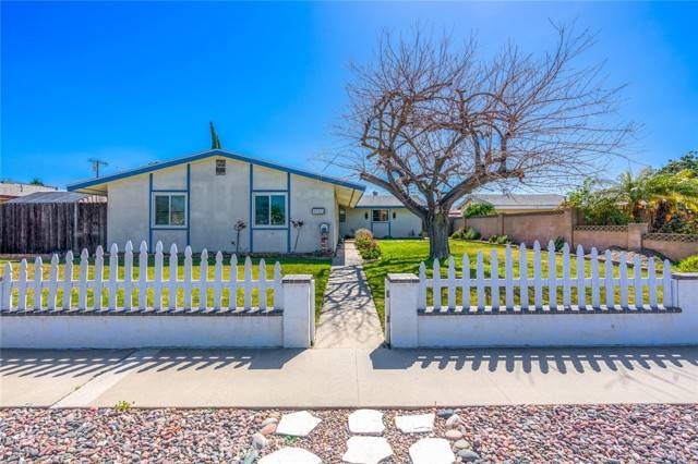 Westminster, CA 92683,8702 Dia Avenue