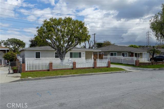 Bellflower, CA 90706,13606 Carfax Avenue