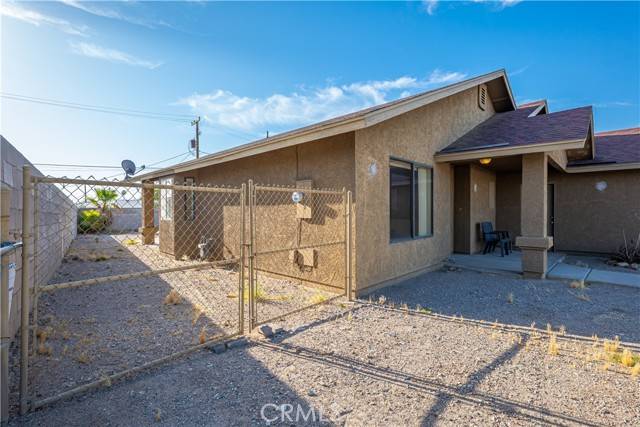 Needles, CA 92363,933 Earl Court