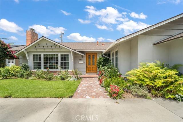 Rossmoor, CA 90720,2821 Tigertail Drive