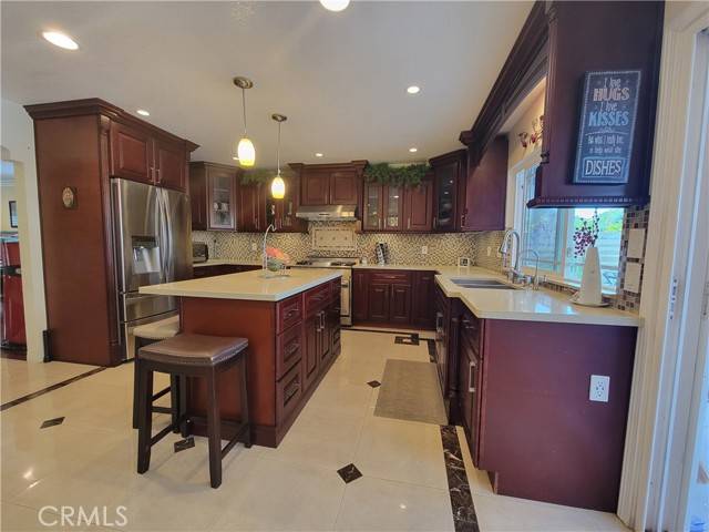 Westminster, CA 92683,8981 Gleneagles Circle