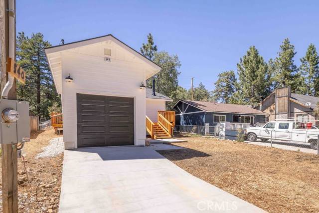 Sugar Loaf, CA 92386,540 Vista Avenue