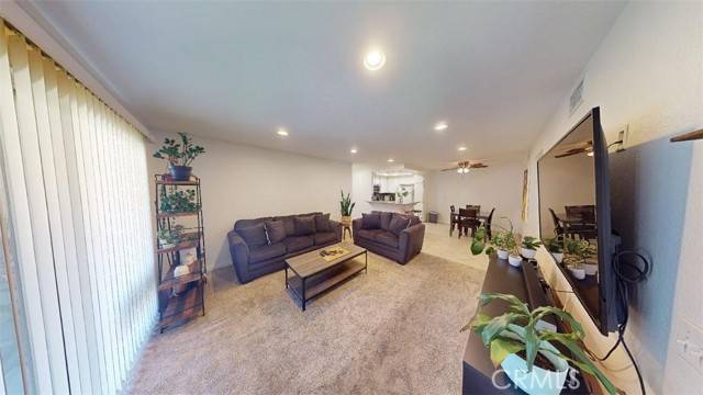 Stanton, CA 90680,10373 E Briar Oaks Drive #B