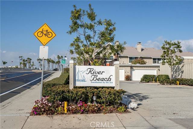 Seal Beach, CA 90740,333 Spinnaker Way