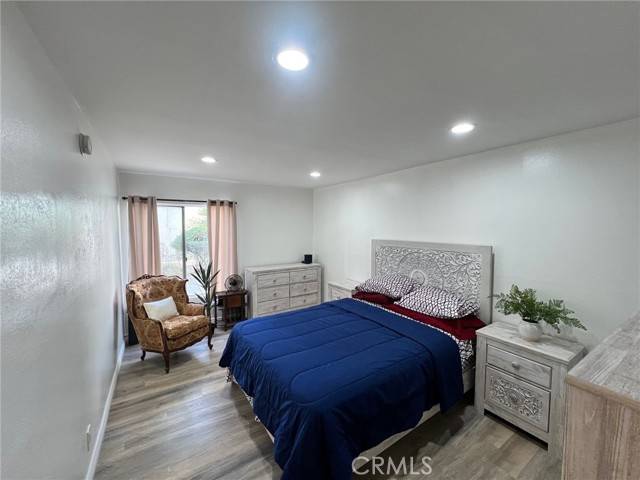 Tarzana, CA 91356,5700 Etiwanda Ave #166