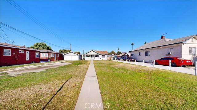 Bellflower, CA 90706,9841 Walnut Street