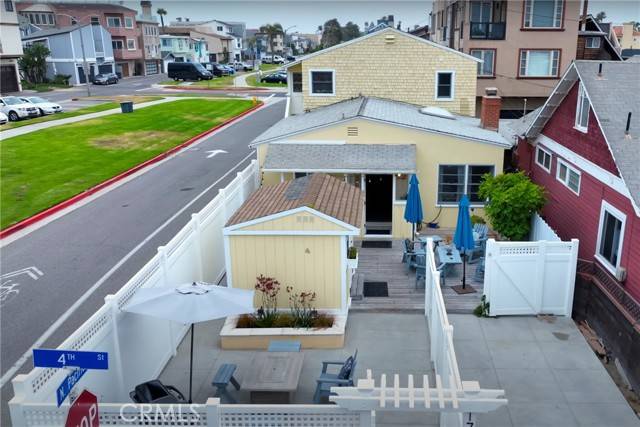 Sunset Beach, CA 90742,17125 4th Street