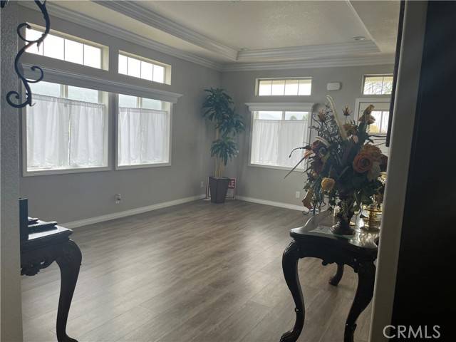 San Jacinto, CA 92582,913 S Grand #104