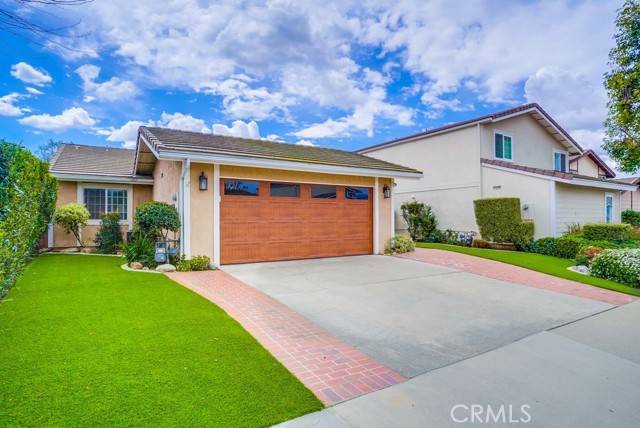 San Dimas, CA 91773,1162 Oakengate Drive