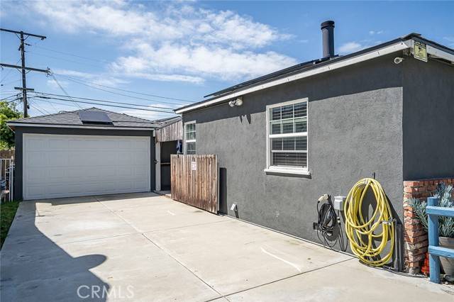 Bellflower, CA 90706,9984 Maplewood Street