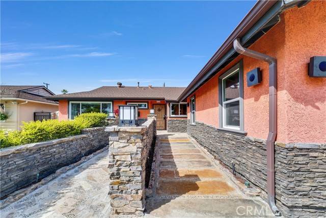 Anaheim, CA 92802,1527 W Edithia Avenue
