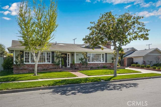 Rossmoor, CA 90720,2762 Tucker Lane