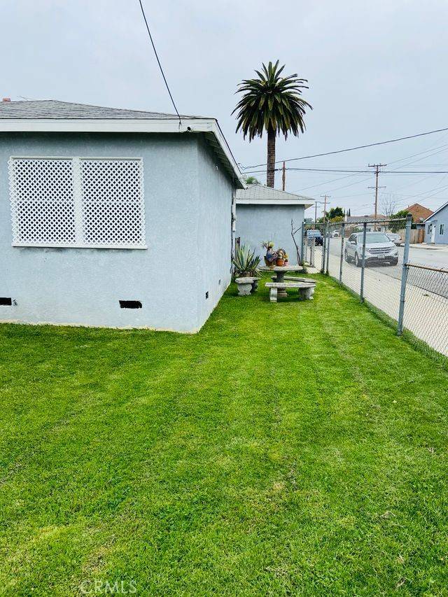 Bellflower, CA 90706,8757 Dunbar Street