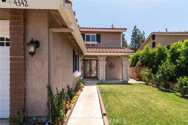 Yorba Linda, CA 92886,4342 Via Miguel