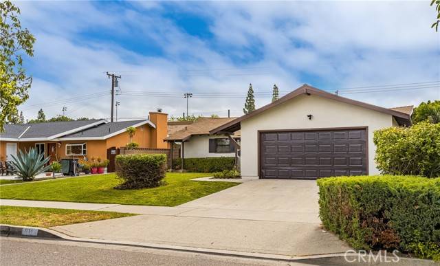 Orange, CA 92867,811 N Highland Street