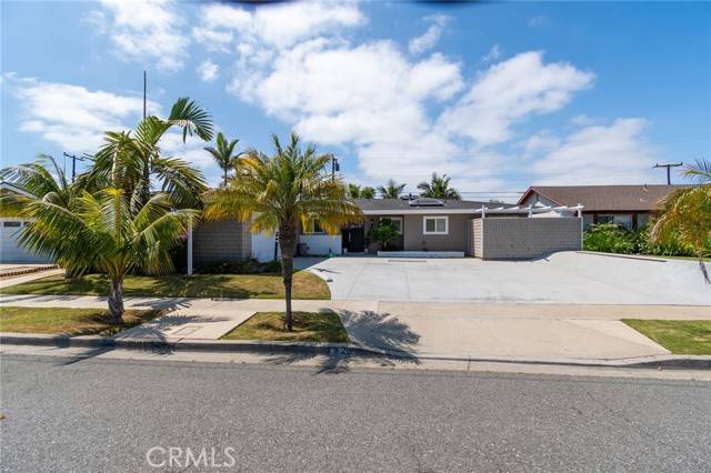 Costa Mesa, CA 92626,829 Saint Clair Street