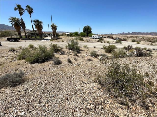 Needles, CA 92363,56 lot# on Raven