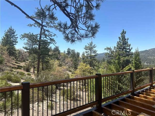 Big Bear Lake, CA 92315,324 Starlight Circle