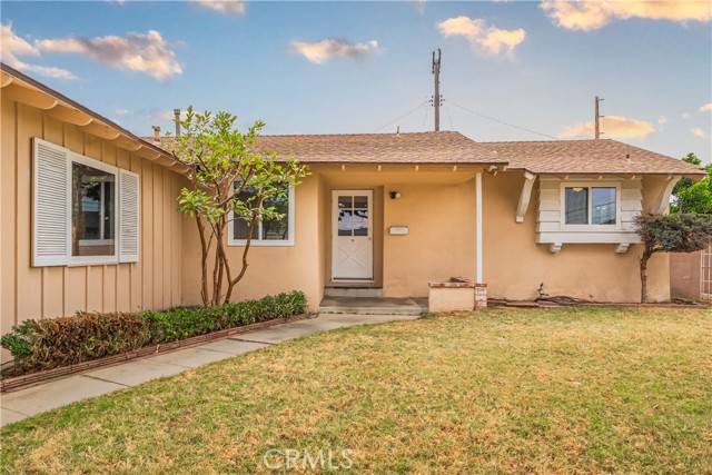 Gardena, CA 90248,511 W 159th Place