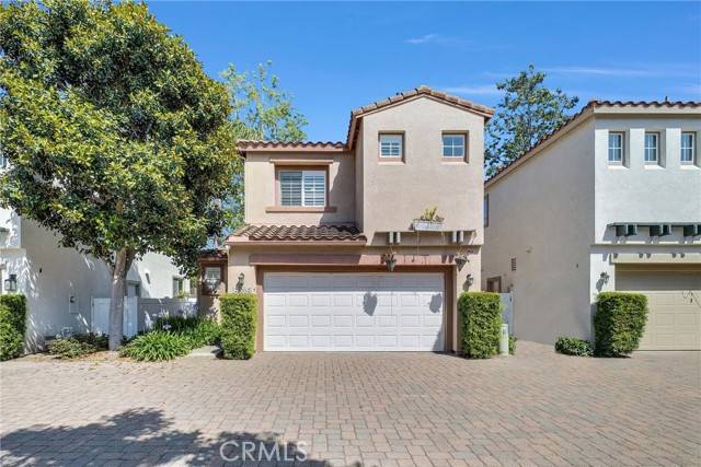 Aliso Viejo, CA 92656,232 Las Flores