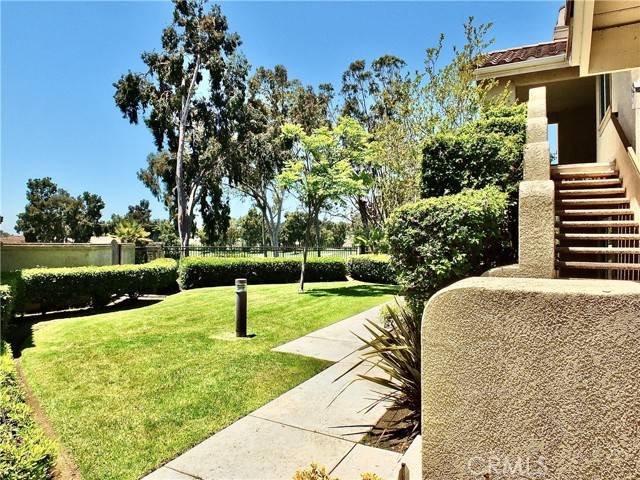 Rancho Santa Margarita, CA 92688,233 Encantado