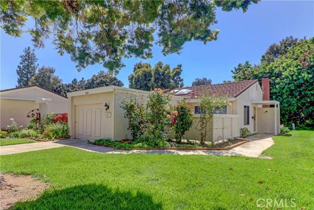 Laguna Woods, CA 92637,3321 Via Carrizo #D