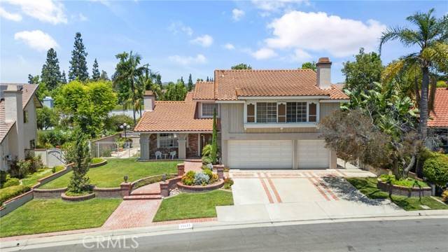 Yorba Linda, CA 92886,20425 Via Sonador