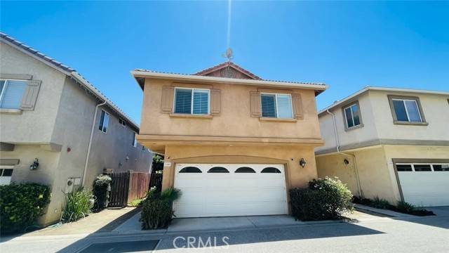 Sylmar, CA 91342,15721 Cobalt Street #105