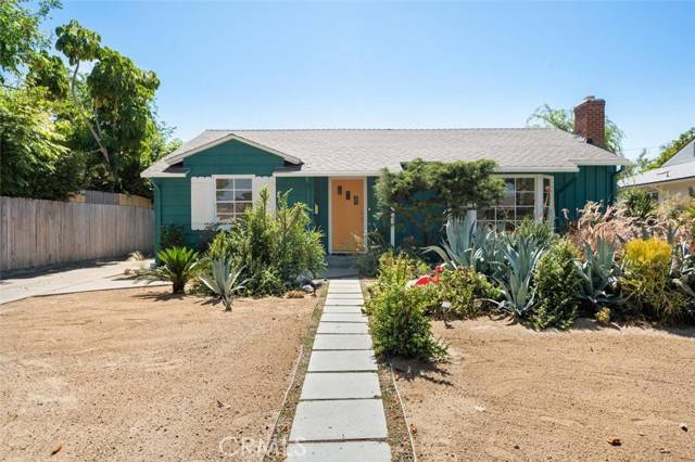 Santa Ana, CA 92706,2314 N Poinsettia Street