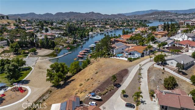 Canyon Lake, CA 92587,22036 San Joaquin Drive W