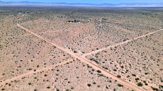 Joshua Tree, CA 92252,61624 Mercury