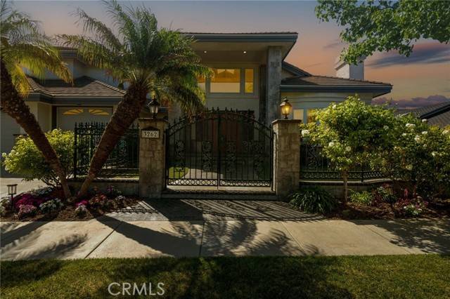 Rossmoor, CA 90720,3262 Bostonian Drive