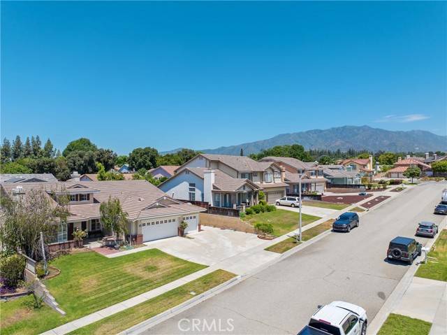 Upland, CA 91786,1377 Omalley Way