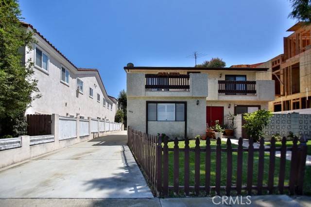 Redondo Beach, CA 90278,2418 Carnegie Lane #3