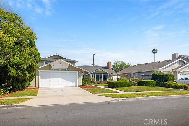 Rossmoor, CA 90720,3092 Inverness Drive