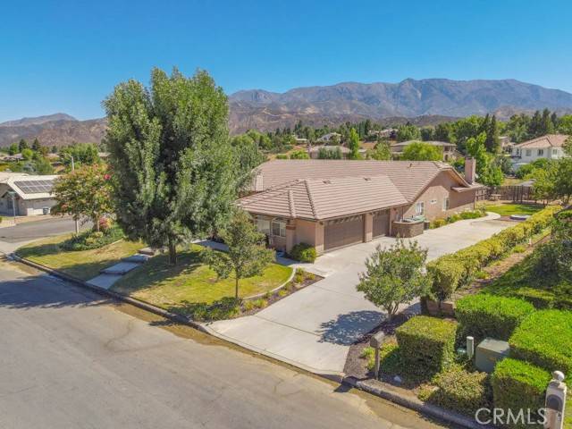 Yucaipa, CA 92399,13824 Meadow View Lane