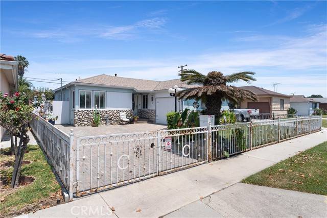 Downey, CA 90242,9309 Foster Road