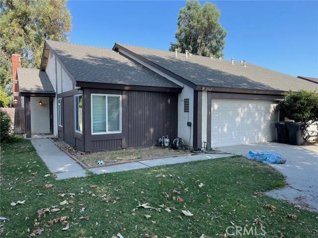 Placentia, CA 92870,2362 Wyandote Avenue