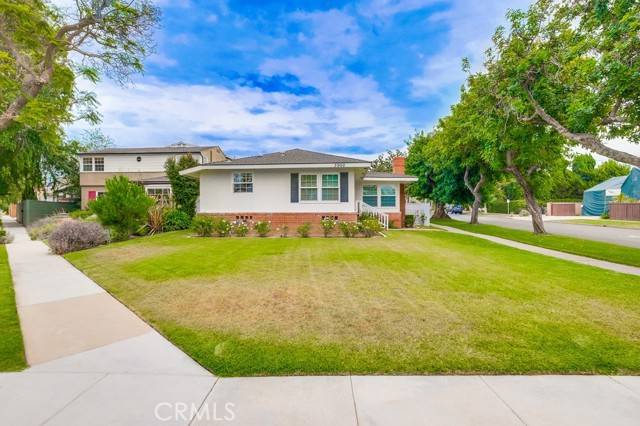 Long Beach, CA 90807,3900 Chestnut Avenue