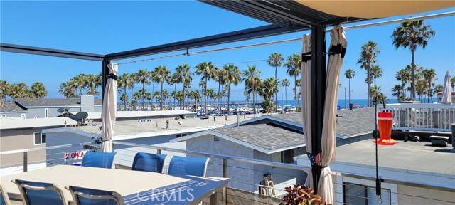 Newport Beach, CA 92661,417 E Balboa Boulevard