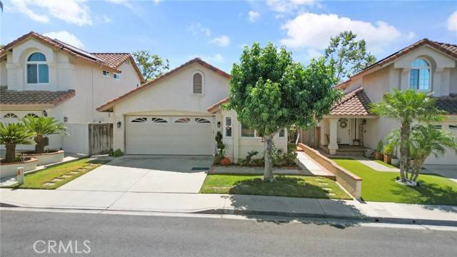 Rancho Santa Margarita, CA 92688,8 Via Joaquin