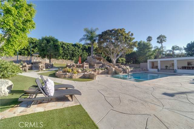 Anaheim Hills, CA 92807,621 S Peralta Hills Drive