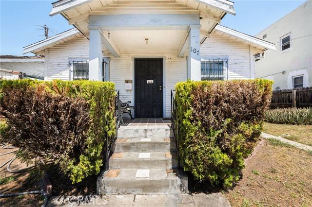 Inglewood, CA 90301,107 E Spruce Avenue