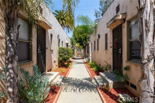 Long Beach, CA 90813,733 Daisy Avenue