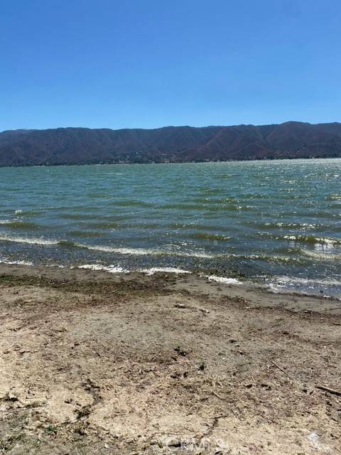 Lake Elsinore, CA 92532,0 Lakeshore