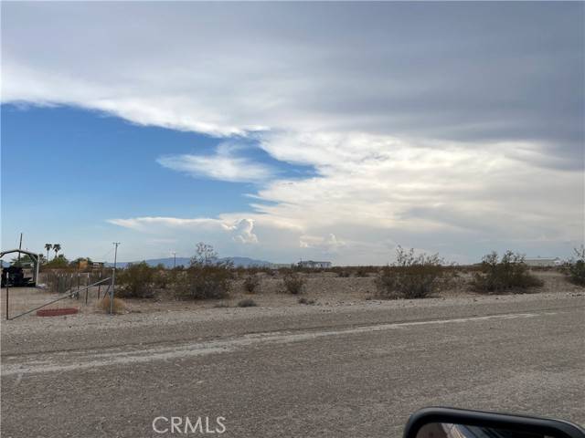 Needles, CA 92363,0 lot 68 on Sunrise